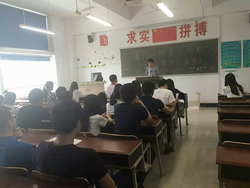 图四_副本.jpg 图四_副本.jpg